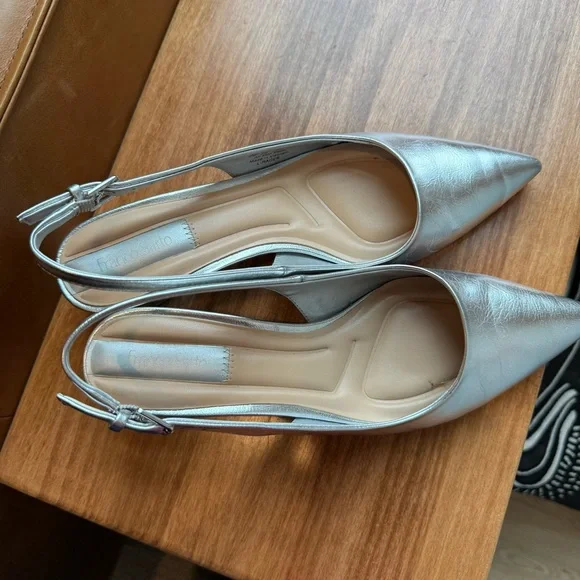 Elegant Silver Slingback Heels - Picture 2 of 8
